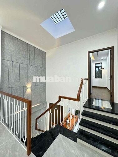 nhà đẹp ngay chợ gần kcn AMATA
