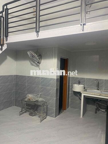 cho thuê 4p trọ mới tinh có sẵn máy lạnh máy giặt bếp ngay ngã 5 vloc