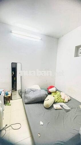 còn 1 phòng riêng trong căn 3 ngủ . ĐC: 283 khương trung, tx, hn