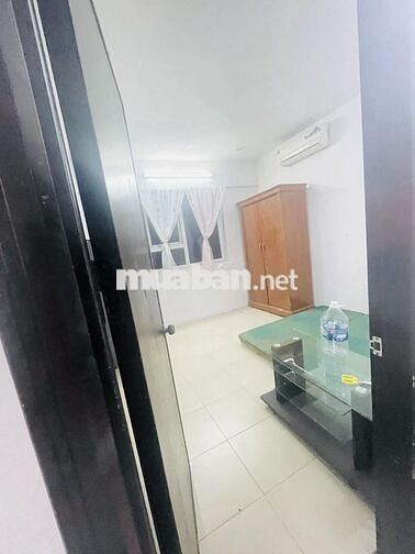 còn 1 phòng riêng trong căn 3 ngủ . ĐC: 283 khương trung, tx, hn