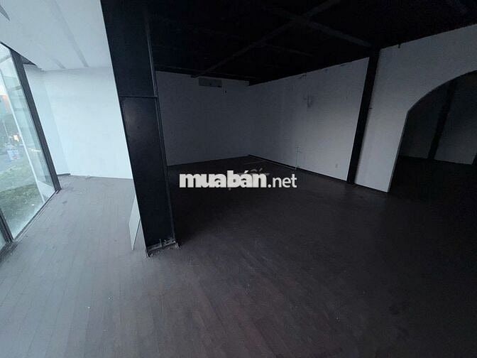 Cho thuê văn phòng Lô 18-19 đường 2/9, 150 triệu, 1000 m2