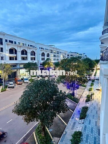 mới xây 5 pn full noi thât cho sinh vien - di làm thuê