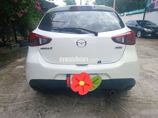 Mazda 2 STD 2017 Trắng Tự động 36k km