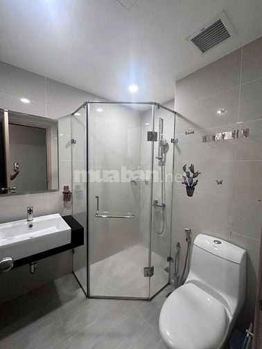 C/c  Sacomreal 2PN 84m2 cho thuê giá 10,5tr/th đối diện UBND tân phú