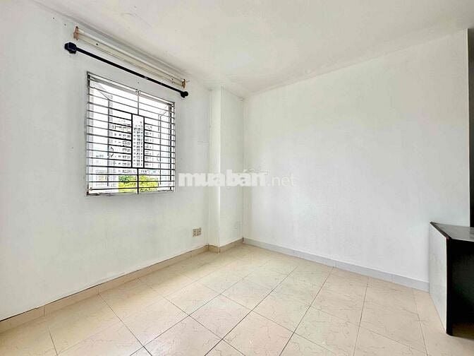 PHÒNG TRỌ CỬA SỔ BAN CÔNG GIÁ RẺ NGAY BỆNH VIỆN 175 CÔNG VIÊN GIA ĐỊNH
