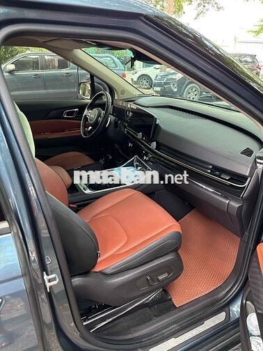 Kia Carnival Signature 2024 Form mới 2025 Xanh