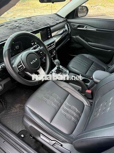 Kia Seltos 2024 1.5 AT Đen 28.000 km