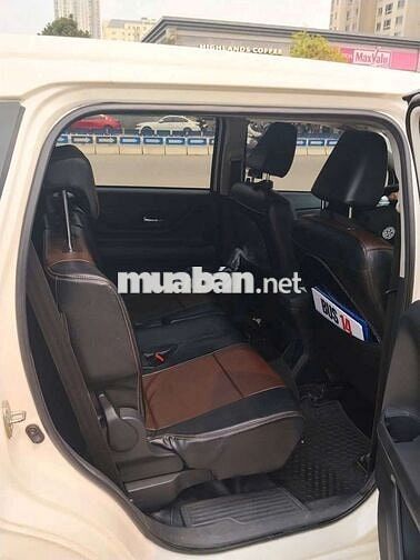 Toyota Avanza 2024 Trắng Tự động 7 chỗ
