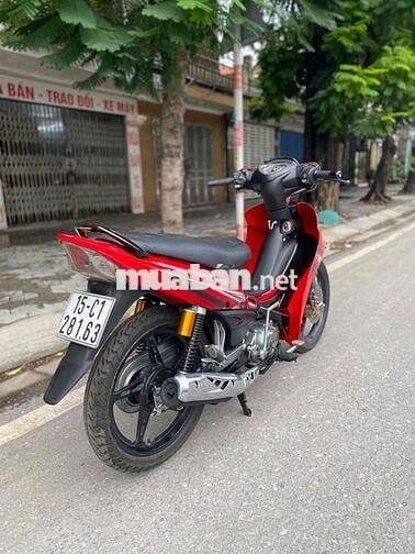 Jupiter Gravita dọn phun mới tinh