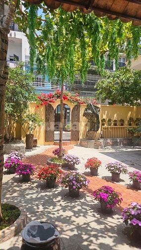 faRi'da check-in&coffee tuyển nhân viên 