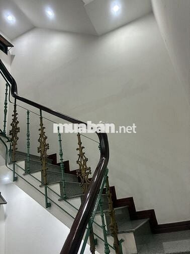 Bán nhà riêng mặt tiền Nguyễn Tri Phương