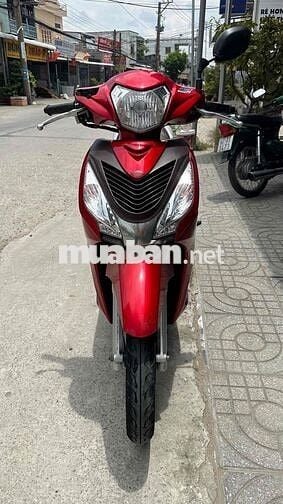 Honda Vision 2016 đỏ ( hỗ trợ góp )