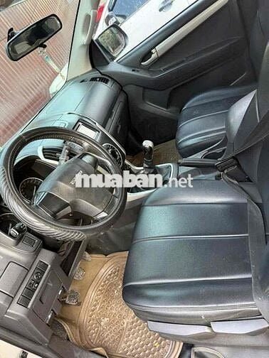 Isuzu Dmax 2013 Số sàn Bạc