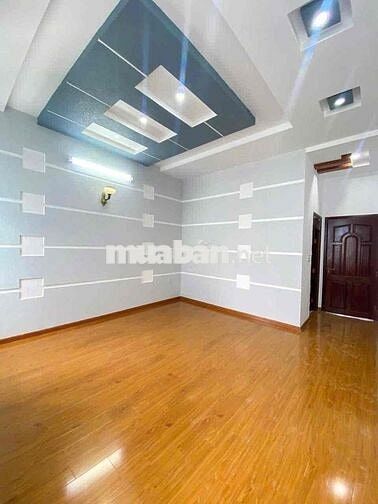 CHỦ GỬI CHO THUÊ NHÀ 2 LẦU KDC HỒNG PHÁT - GẦN CÔNG VIÊN