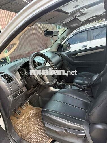 Isuzu Dmax 2013 Số sàn Bạc