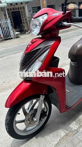 Honda Vision 2016 đỏ ( hỗ trợ góp )
