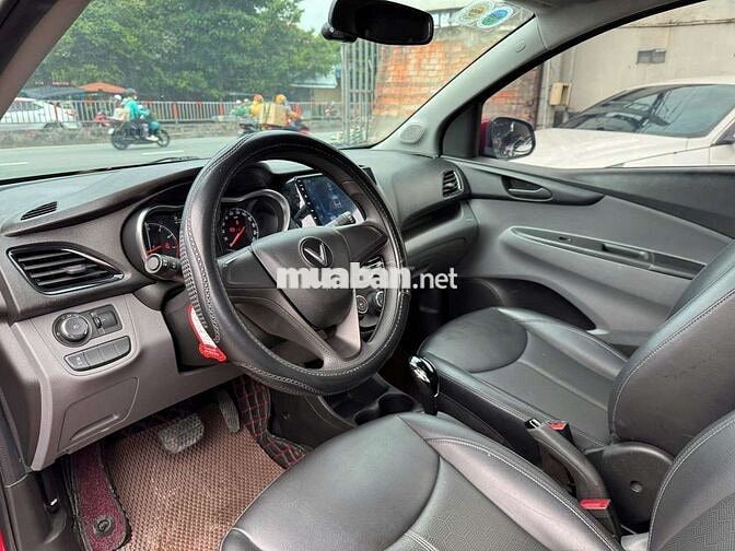 Vinfast Fadil 2022 bản Base 1.4 AT,màu đỏ,4v9km