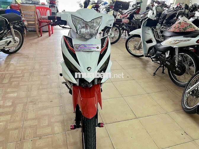 Esper 50cc Trắng đỏ rin êm