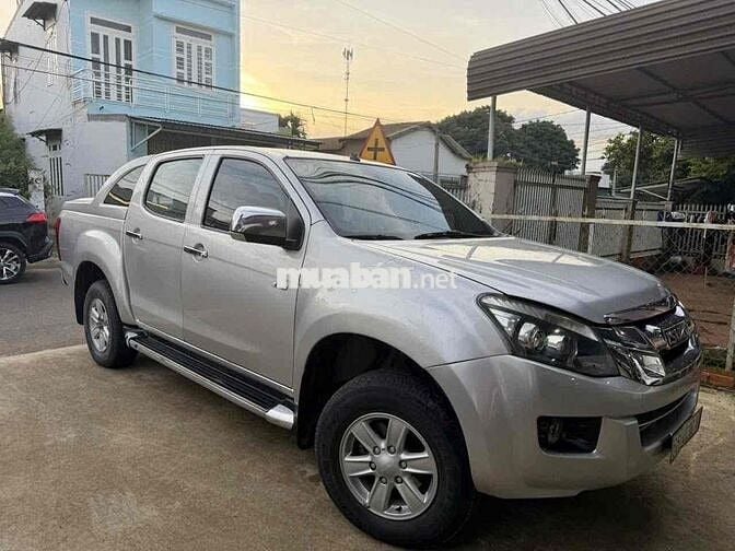Isuzu Dmax 2013 Số sàn Bạc