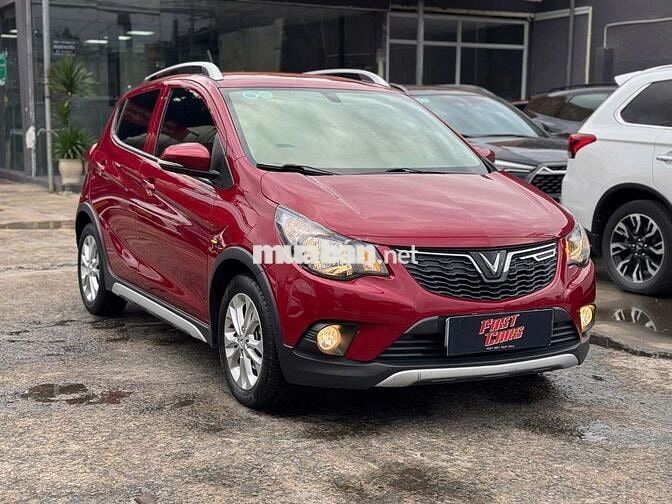 Vinfast Fadil 2022 bản Base 1.4 AT,màu đỏ,4v9km