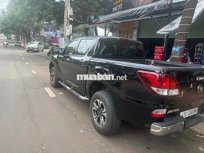 Mazda BT-50 2016 Tự động Đen