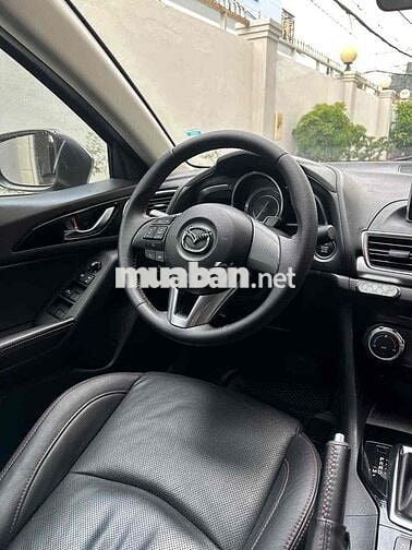 Mazda 3 2.0 Full Options 2015