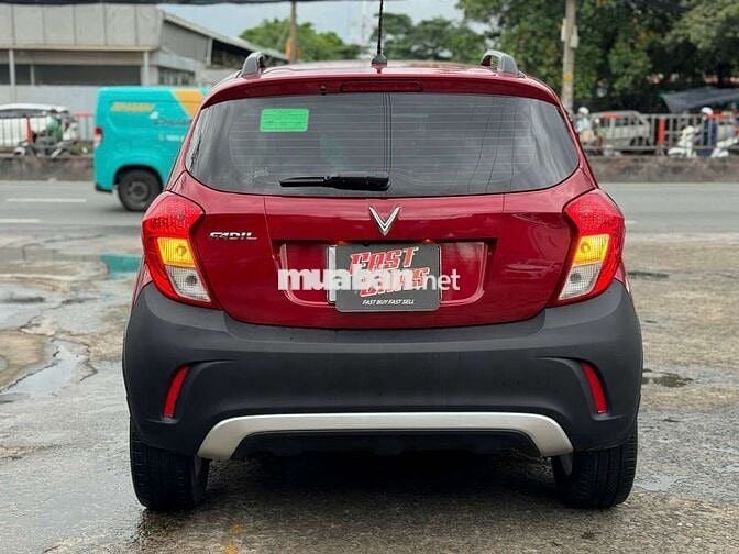 Vinfast Fadil 2022 bản Base 1.4 AT,màu đỏ,4v9km