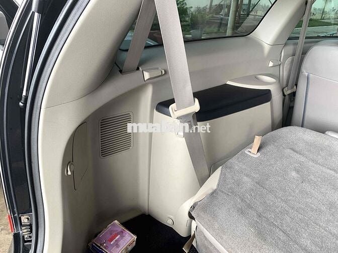 Mitsubishi Grandis 7 chỗ Xăng đen