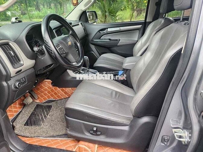 Chevrolet Colorado 2019 Tự động Xám