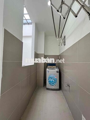 3 tầng 3pn 3wc hẻm 64 Âu Dương Lân mới sạch rẻ nhất khu vực