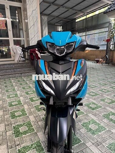 Yamaha 135 Fi LC V8 2025 Xanh Đen Nhập Malaysia