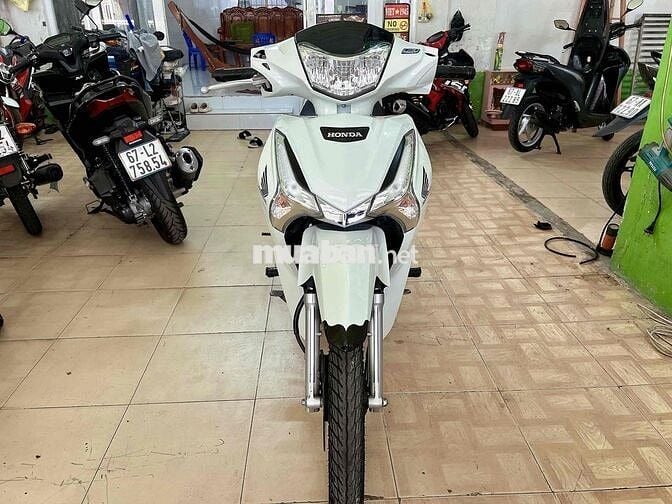 Honda Future Trắng