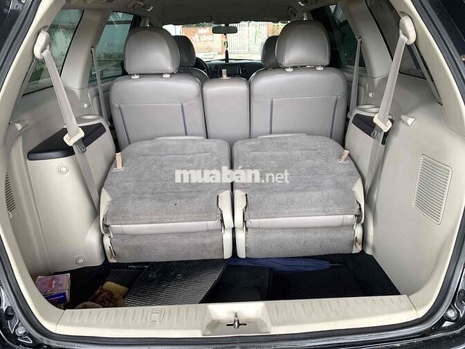 Mitsubishi Grandis 7 chỗ Xăng đen