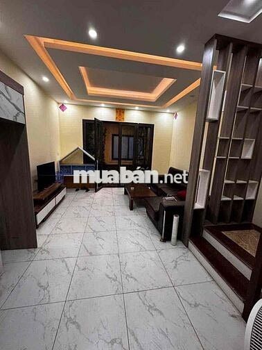 CHO THUÊ NGUYÊN CĂN NHÀ THẠCH BÀN  - Ô TÔ ĐỖ CỬA - 3PN FULL NỘI THẤT
