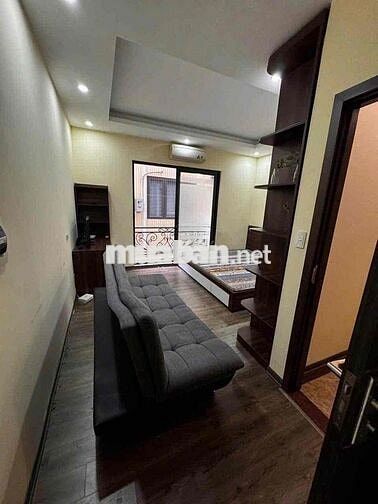 CHO THUÊ NGUYÊN CĂN NHÀ THẠCH BÀN  - Ô TÔ ĐỖ CỬA - 3PN FULL NỘI THẤT