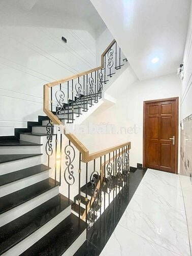 Studio Cửa sổ trời, 25m2, Full nội thất đường Nguyễn Sơn, ĐH Văn Hiến