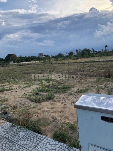 Bán nhanh lô đất mặt tiền đường tại Hội An tây  - Tp.Đà Nẵng :