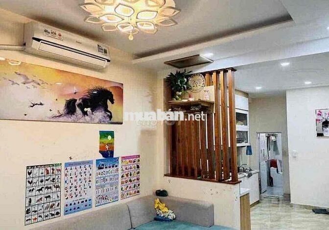 NHÀ TL14 GẦN NGÃ TƯ GA. TRỆT LẦU 3PN 2WC. ĐƯỜNG XE HƠI