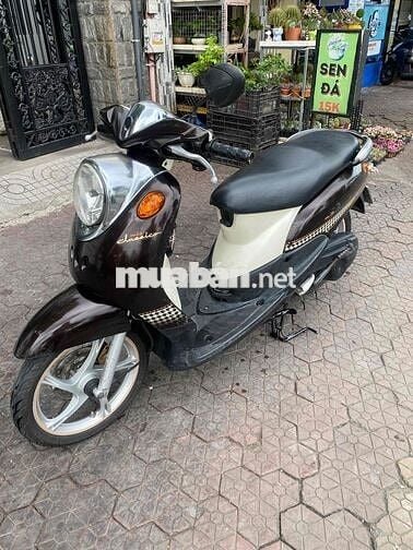 Yamaha Classico nâu trắng
