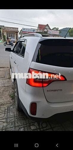 Kia Sorento 2018 7 chỗ Dầu Trắng