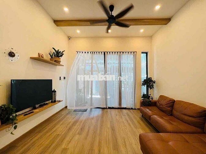 🇻🇳 Cho thuê nhà sân vườn Hà Huy Tập - 2 PN - Giá 16 Triệu