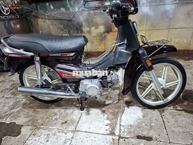Honda Dream Sino 2000 Nâu