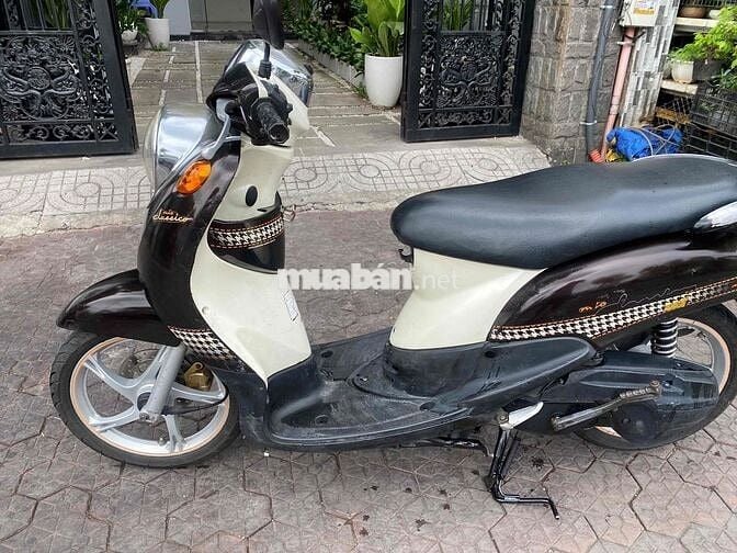 Yamaha Classico nâu trắng