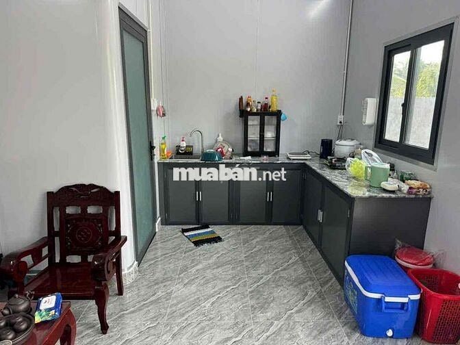 Đất nhà mặt tiền,full dừa xiêm,gần KCN và Cao tốc 33