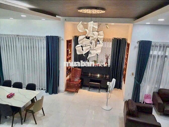 ĐẲNG CẤP SỐNG THƯỢNG LƯU – CHO THUÊ BIỆT THỰ COMPOUND KHÉP KÍN QUẬN 7