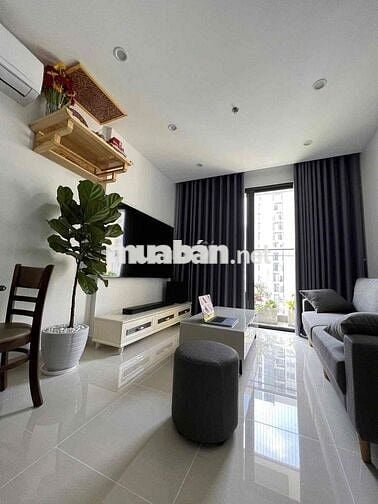 Bán căn 2N1VS 54m2 full nội thất. Giá: 3,6 tỷ tại Vinhomes smart city