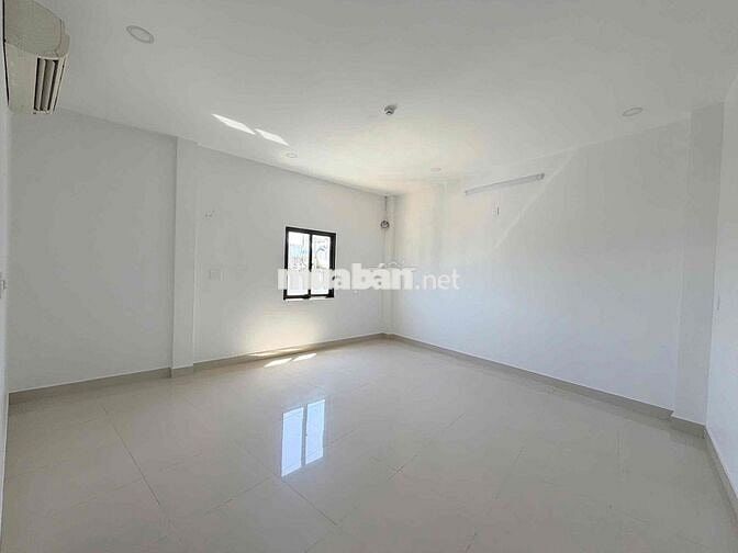 Cho thuê nhà 5 tầng mặt tiền TRIỆU NỮ VƯƠNG ngang 6m5