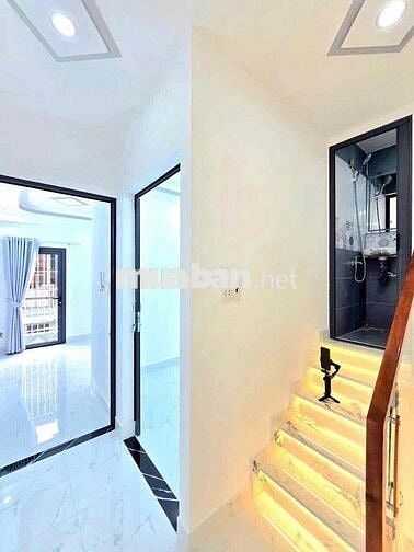 🔥🔥🔥nhà đẹp 1 lầu gần cầu Phú Xuân kế quận 7. do you have cable🔥🔥🔥