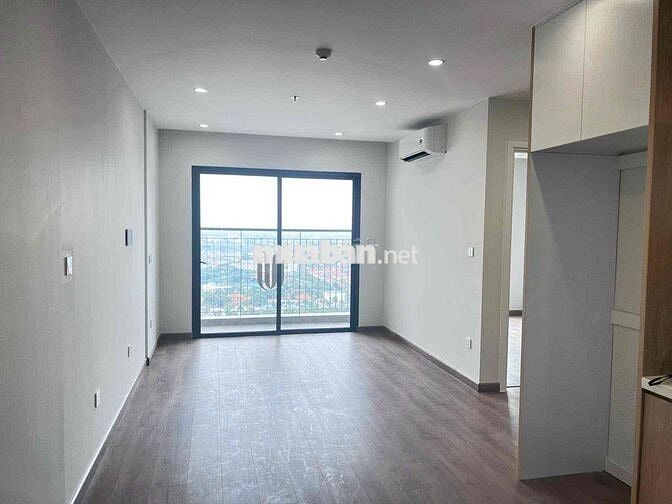 Bán căn 2N1VS nội thất cơ bản. Giá 3,3 tỷ tại Vinhomes smart city
