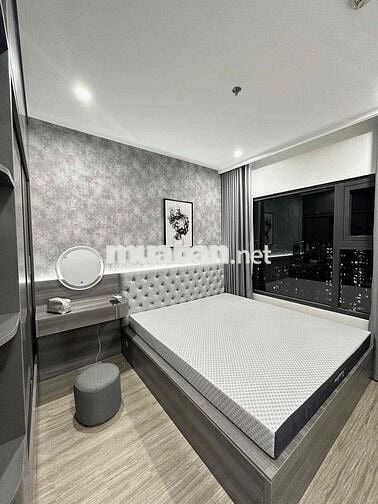 Bán căn 2N2VS 55m2 full nội thất. Giá 4,1 tỷ tại Vinhomes smart city